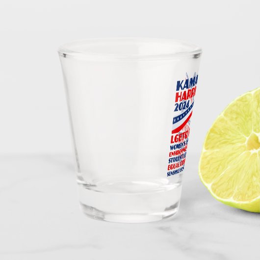 Kamala Harris Wahlplattform 2024 Schnapsglas (Links)