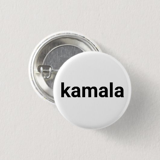 Kamala minimalistische Typografie Schwarz-weiß Button (Vorne & Hinten)