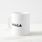 Kamala moderne, mutige Typografie schwarz-weiß Kaffeetasse (Vorderseite Links)