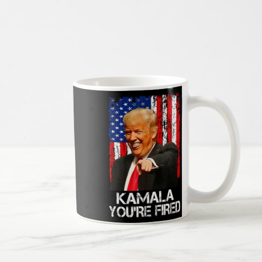 Kamala You are Fired Funny Präsident Trump Laughin Kaffeetasse (Rechts)