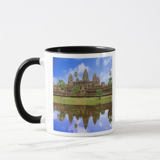 Kambodscha, Kampuchea, Angkor Wat Tempel. Tasse (Links)