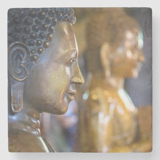 Kambodscha, Phnom Penh. Buddha-Statuen Steinuntersetzer (Vorderseite)