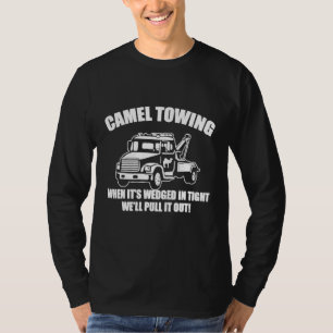 Kamelabschleppen, wenn es feststeckt, ziehen wir e T-Shirt