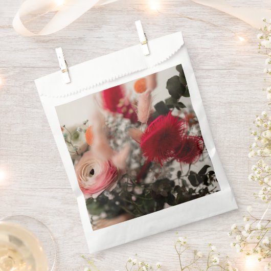 Kamelien Geschenktütchen (Ausgeschnitten)