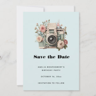 Kamera mit Retro-Pastell-Blumenbild Save The Date