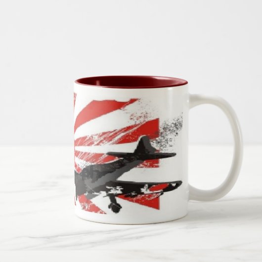 Kamikaze-Bomberjapanische steigender Zweifarbige Tasse (Rechts)