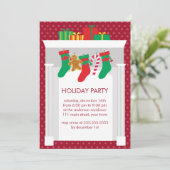 Kamin mit WeihnachtsStrümpfen Party Einladung (Stehend Vorderseite)