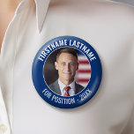 Kampagnen-Foto mit geschwungenen Formen - Blau und Button<br><div class="desc">Dieses moderne, minimalistische Design bietet Platz für ein viereckiges Foto und blauen Farbrahmen mit serifenlosen Schriftart. Sie können den Kandidaten Namen und Position oder Slogan hinzufügen. Dieses traditionelle Design eignet sich hervorragend für eine städtische Gemeindekampagne oder ein örtliches Schulamt. Suchen Sie nach Wahlmaterial, das Sie bei Kommunalwahlen verwenden können? Dieses...</div>
