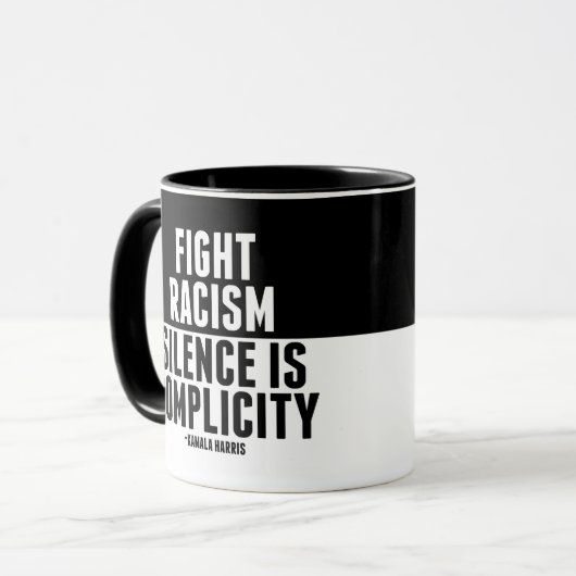 Kampf gegen Rassismus Schweigen ist Mittäterschaft Tasse (Vorderseite Links)