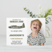 Kampf Jet Birthday Einladungen Dunkelgrünes Foto (Stehend Vorderseite)