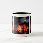 Kampf von Cesme nachts Zweifarbige Tasse (Mittel)