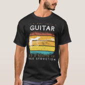 Kampf zu verführen: Gitarre - Massenverführung T-Shirt (Vorderseite)