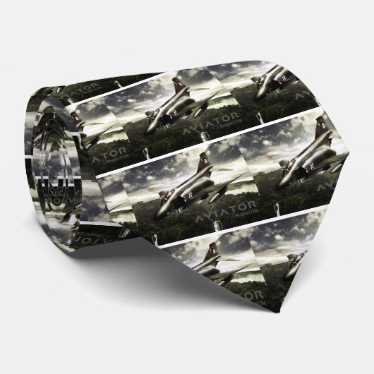 Kampfflugzeug des Phantom-F-4 Krawatte (Gerollt)