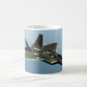 Kampfflugzeug F-22 Kaffeetasse (Mittel)