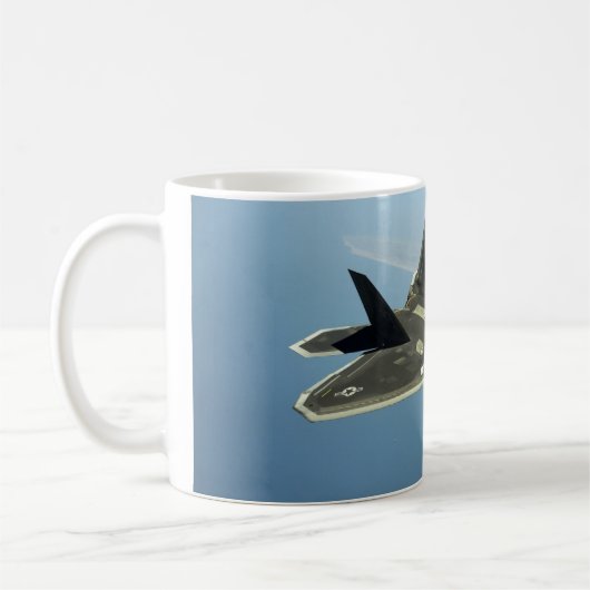 Kampfflugzeug F-22 Kaffeetasse (Links)
