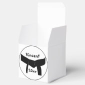 Kampfkunst Basic Black Belt Geschenkschachtel (Geöffnet)