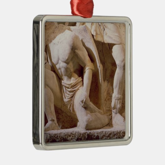 Kampfszene, c.169 silbernes ornament (Rechts)