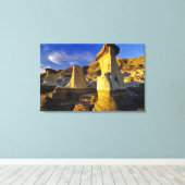 Kanada, Alberta, Drumheller. Hoodoos. Leinwanddruck (Insitu (Holzboden))