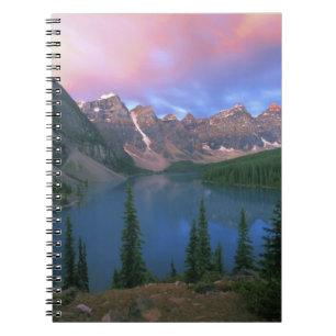 Kanada, Alberta, Lake Moraine bei Morgengrauen, Ba Notizblock