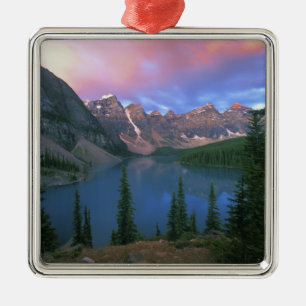 Kanada, Alberta, Lake Moraine bei Morgengrauen, Ba Ornament Aus Metall