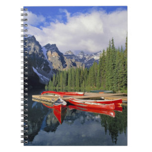 Kanada, Alberta, Moraine Lake. Die glatte Notizblock
