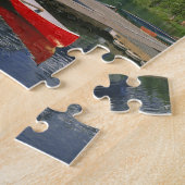 Kanada, Alberta, Moraine Lake. Rote Kanus warten Puzzle (Seite)