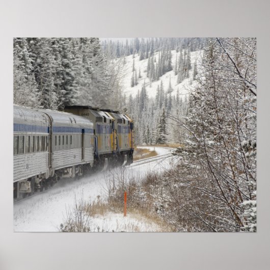 Kanada, Alberta. VIA Rail Snow Train zwischen Poster (Vorne)