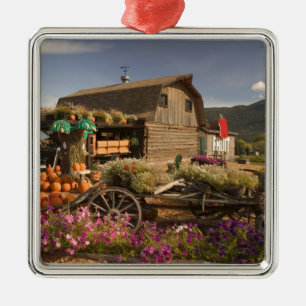 KANADA, British Columbia, Enderby. Blockhütte Ornament Aus Metall