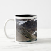 Kanada, British Columbia, Yoho National Park. Zweifarbige Tasse (Links)
