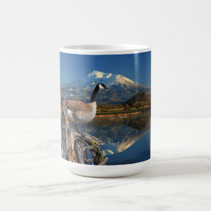 KANADA-GANS AUF DEM SEE KAFFEETASSE