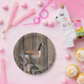 KANADA-GANS AUF SCHEUNEN-BRETT PAPPTELLER (Party)