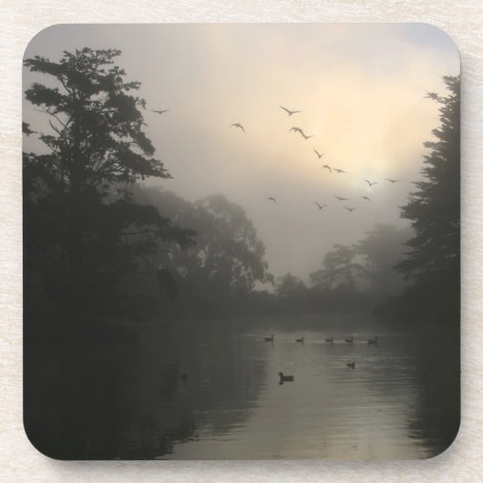 Kanada-Gänse und Morgen-Nebel Getränkeuntersetzer (Vorderseite)