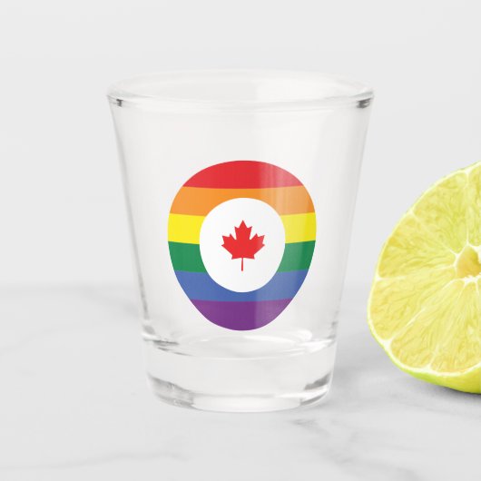 Kanada-Gay Pride Schnapsglas (Vorderseite)