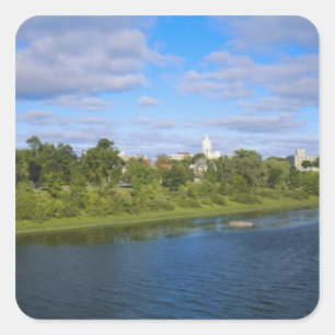 Kanada, New Brunswick, Fredericton, City View Quadratischer Aufkleber