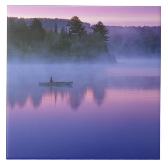 Kanada, Ontario, Algonguin Park, Kanueist Fliese (Vorderseite)