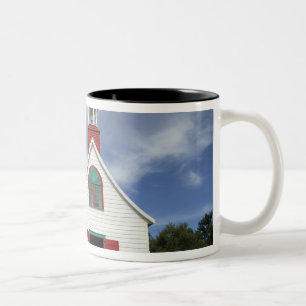 Kanada, Quebec, Tadoussac. Petite Chapelle, Zweifarbige Tasse