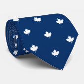 Kanada White Maple Leaf auf blauem Muster Krawatte (Gerollt)