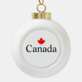 Kanadas Sondertext mit dem minimalistischen Rotapf Keramik Kugel-Ornament (Vorderseite)