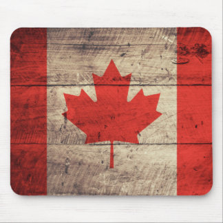 Kanadische Flagge aus altem Holz Mousepad