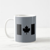 Kanadische Flagge im Schwarzen Design Kaffeetasse (Links)
