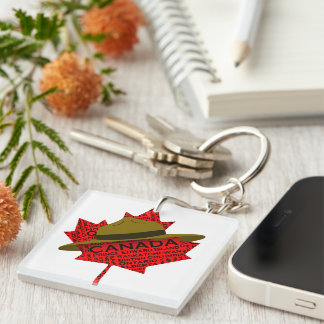 Kanadischer Berghut auf Red Maple Leaf Schlüsselanhänger
