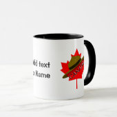 Kanadischer Berghut auf Red Maple Leaf Tasse (VorderseiteRechts)