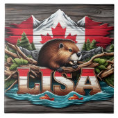 Kanadischer Biber zwischen Bäumen und Bergen Fliese (Vorderseite)