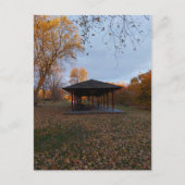 Kanadischer Herbst und eine Pagode Postkarte (Vorderseite)