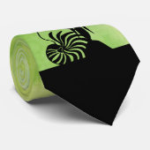 Kanak-Bodenkrawatte. Krawatte (Gerollt)