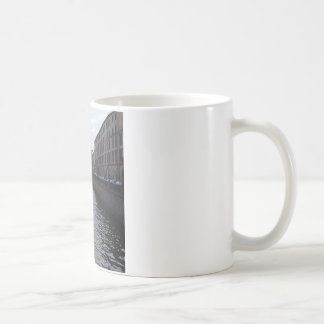 Kanal nahe der Kirche des verschütteten Bluts Kaffeetasse