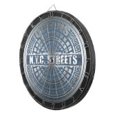 Kanaldeckel Queens Dartscheibe (Vorderseite rechts)