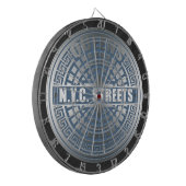 Kanaldeckel Queens Dartscheibe (Vorderseite Links)