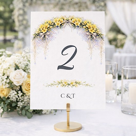 Kanariengelb Romantische Freesien-Blumenhochzeit Tischnummer