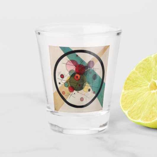 Kandinsky-Kreise in einem Circle Painting Schnapsglas (Vorderseite)
